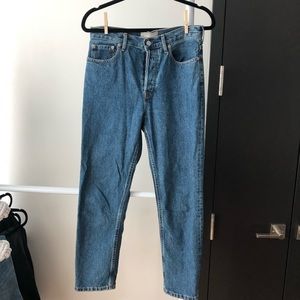 Everlane ‘90s Cheeky Straight Jean in Medium Blue